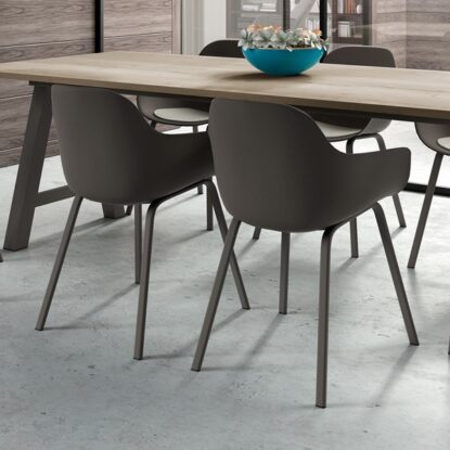 Ensemble table Alegro et chaises Horta avec Pad Cloë