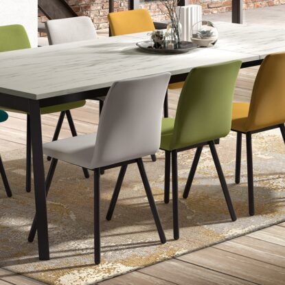 Ensemble table Victoria et chaises Pisa