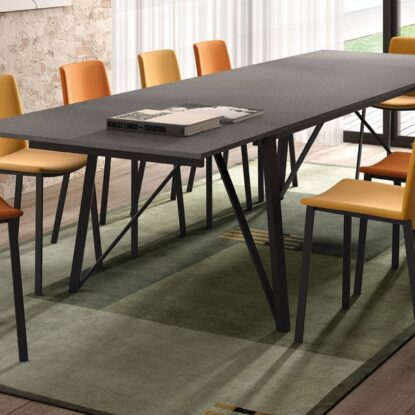 Ensemble table Wacko et chaises Primera