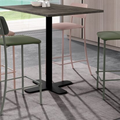 Set tafel Spinner en barkrukken BarMovie