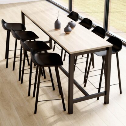 Set tafel ViennaBar en barkrukken BarLouis