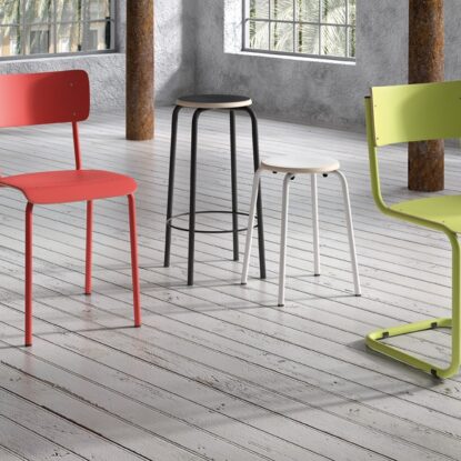 Stoelenset College en Vintage en Barkrukken BarCollege, BarTabCollege, TabCollege en BarVintage