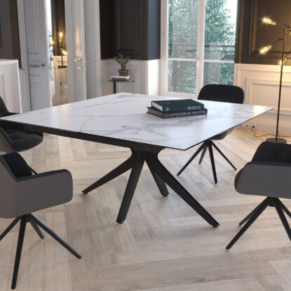 Eetkamer tafel Papyrus